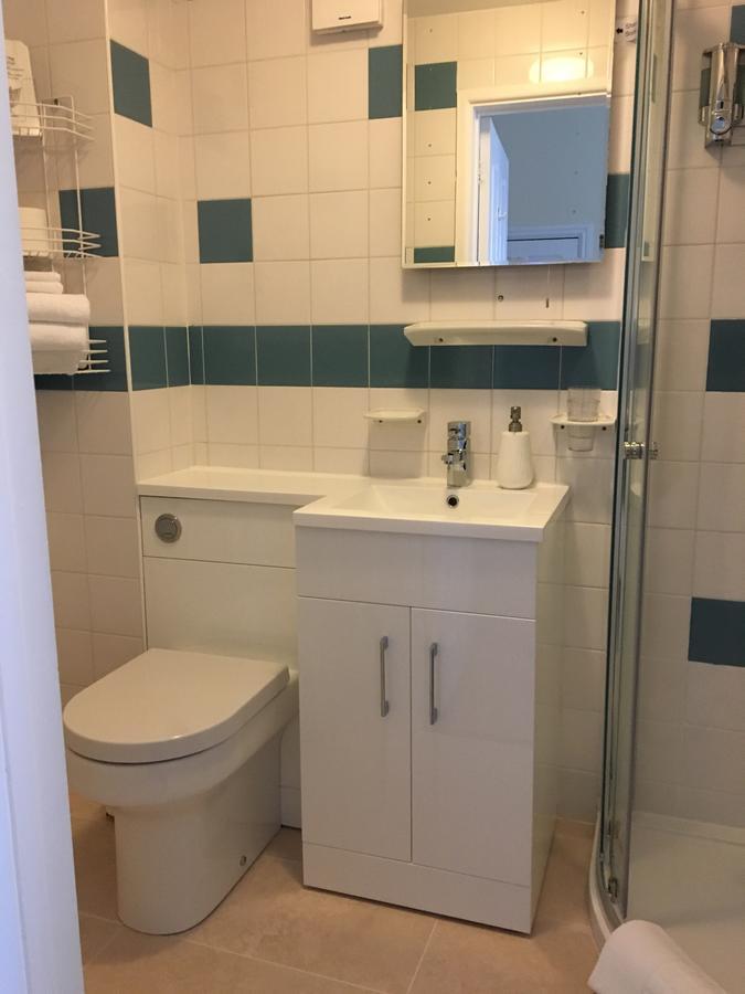 Rosedene Guest House Pembroke Buitenkant foto